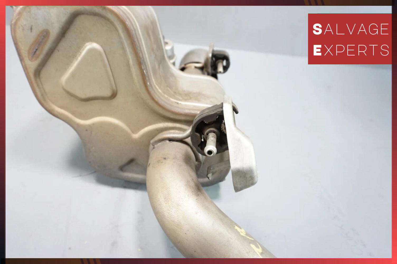 2014-2019 Maserati Ghibli Right Rear Exhaust Muffler Pipe Assembly 670030856 OEM