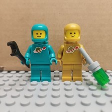 Lego Classic Space Pearl Gold & Teal Spaceman Astronaut Minifigures From 21358
