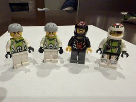 LEGO World Racers: Jagged Jaws Reef (8897) And 2 Sets 30031