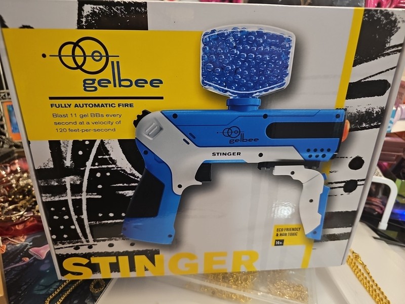GelBee Stinger Water Bead Blaster Gel Ball Gun Toy Electric Splatter NIB