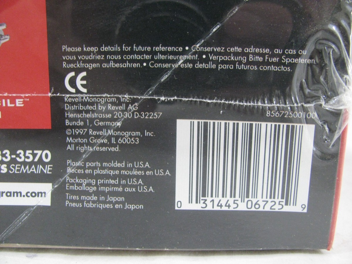 Revell Monogram 1/12 Scale Batman Robin's Redbird Motorcycle Model