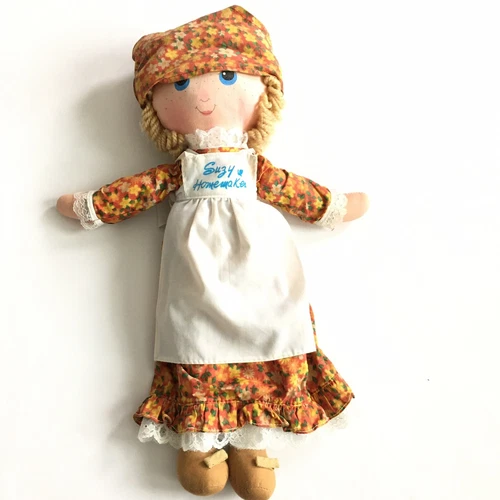 RARE VINTAGE 1977 Doll Suzy Homemaker COLECO Industries 15”