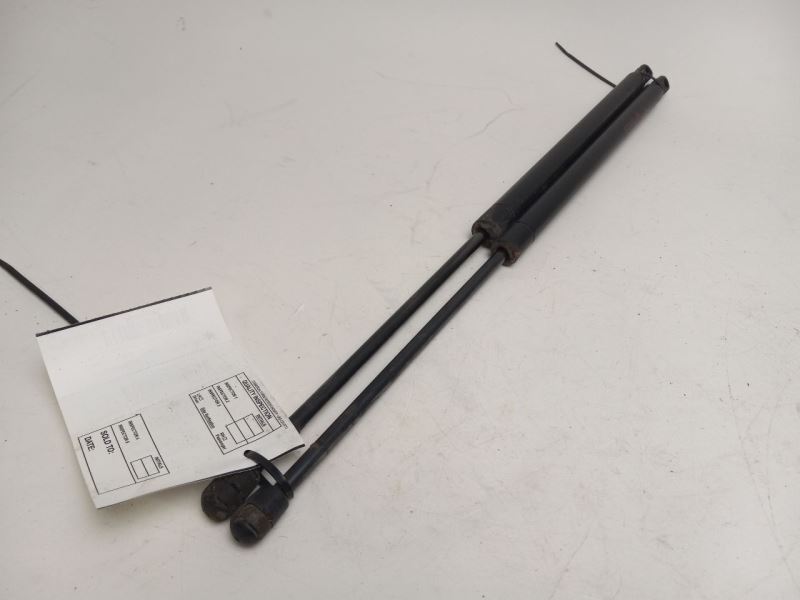 s.n様 2001-2005 CHEVROLET SUBURBAN 1500 TAILGATE STRUT | eBay