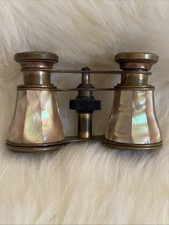ANTIQUE CHEVALIER OPTICIEN PARIS MOTHER OF PEARL INLAY BRASS OPERA GLASSES 1800