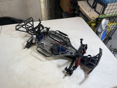 Traxxas Slash 4x4 Roller Slider