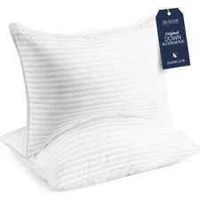 Beckham Hotel Collection White Bed Pillows Queen Size Set of 2 NEW In Box
