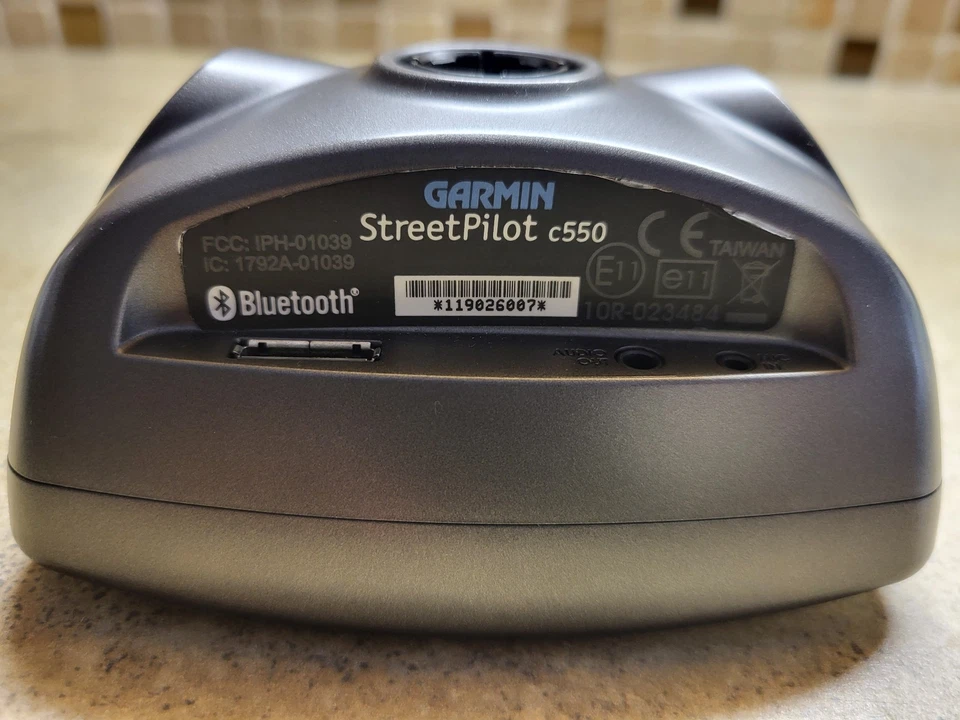 GARMIN STREETPILOT C550 PORTABLE BLUETOOTH 3.5" TFT LCD DISPLAY GPS I3-6(2) - Image 3 of 4