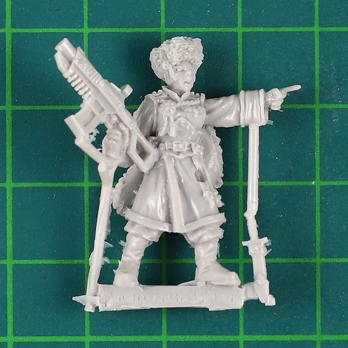 Svargan Colonel AdeptiCon 2018 Limited Edition Victoria Miniatures - Picture 3 of 5