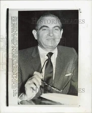 1959 Press Photo Revlon president Charles Revson testifies in Washington, D.C.