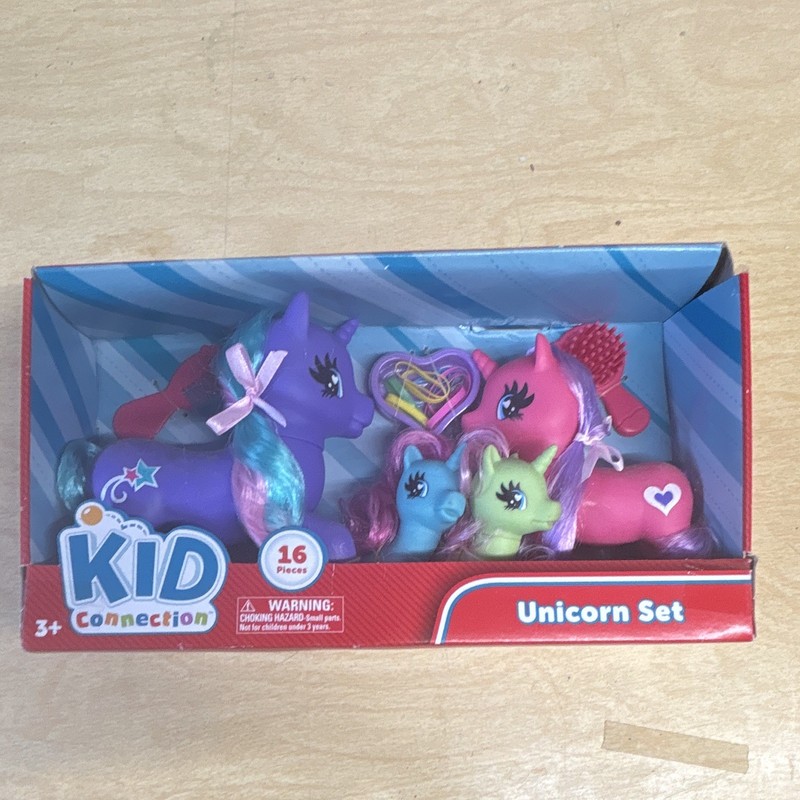 Kid Connection Unicorn Set 16pc Figures w/ Comb Brush Hair Bands Age 3+ Boxed