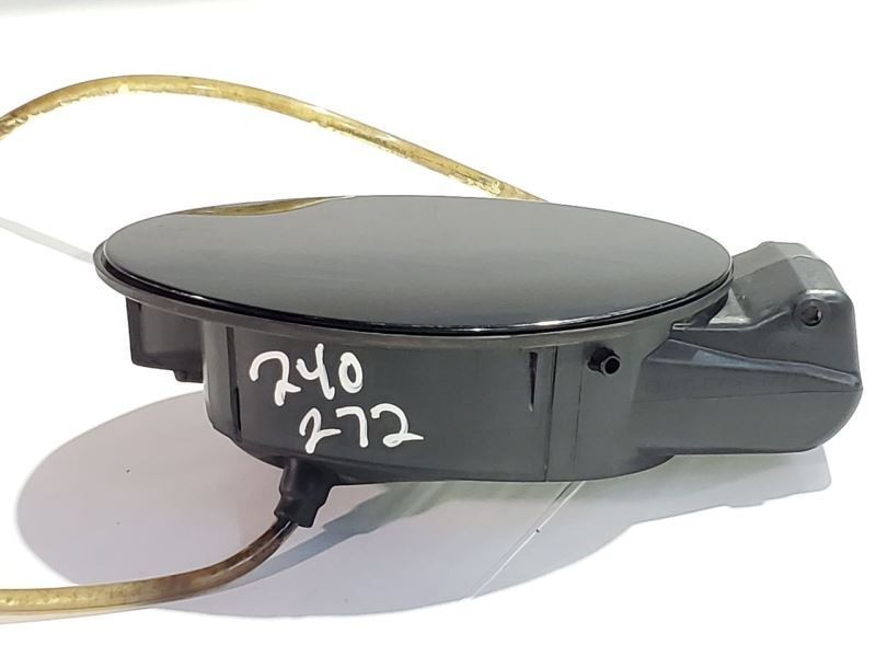 2007 Bentley Continental GTC OEM Fuel Gas Filler Door Lid 3W7809857E