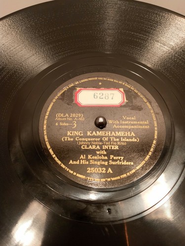 78 Clara Inter ( WHEN HILO HATTIE DOES THE HILO HOP / KING KAMEHAMEHA) DECCA - Picture 3 of 4