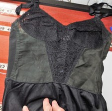 Permalift Brassiere dress slip, Nylon/Spandex, SZ 32, Zipper