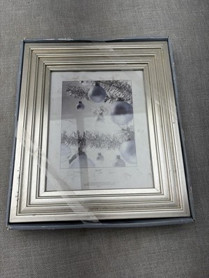 Kohl's Silver Ribbed Picture Photo Frame 8x10 Winter Frost Christmas Decor