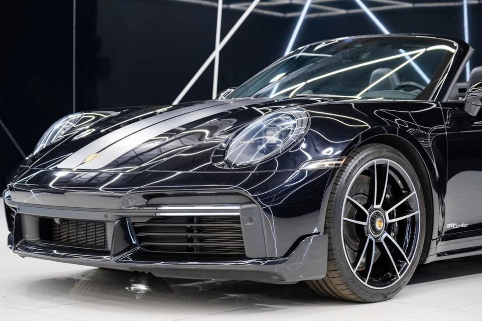 Porsche 911 Turbo 2022 Foto 4 de 4