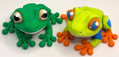 Set of Two 3D Printed Articulated Frogs   Flexible Frog Figures, Two Different S
