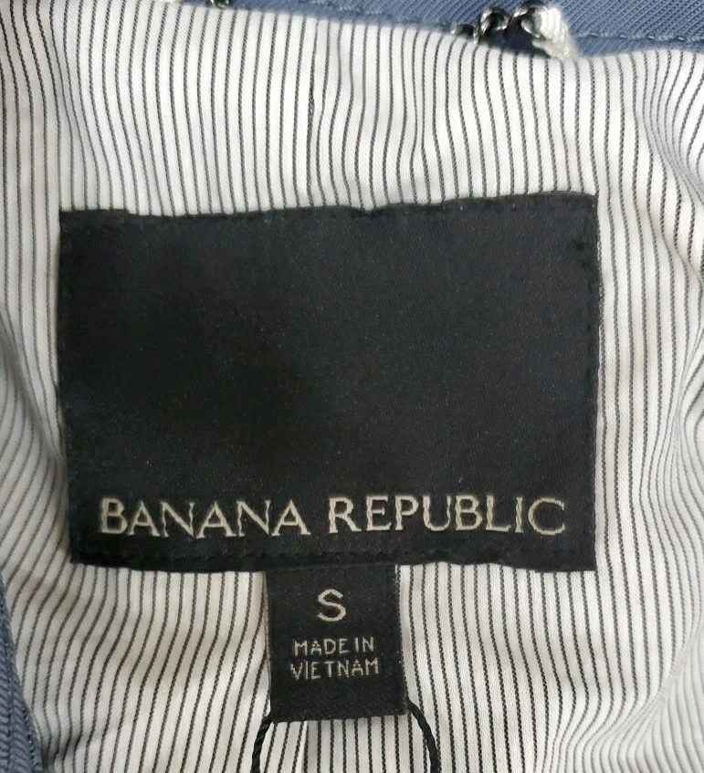 Nueva gabardina larga plisada suave Banana Republic con cinturón azul talla pequeña Foto 4 de 4