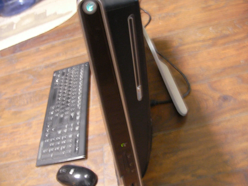 HP TouchSmart IQ815 26" All-in-One PC Core 2 Duo T5850 4GB 686GB LOADED - Image 2 of 4