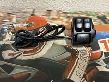 2017 HARLEY-DAVIDSON SPORTSTER 883 RIGHT CLIP ON HANDLE START SWITCH SWITCHES