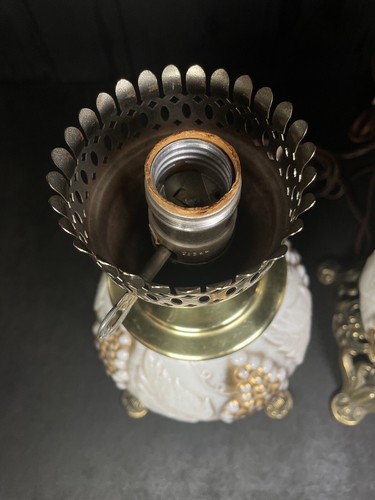 Via col vento lampada uragano vetro bianco foglie uva bordo oro modificato. - Foto 11 di 18
