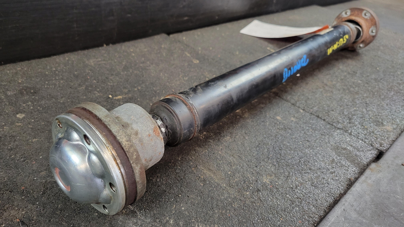 2014 MASERATI GHIBLI FRONT DRIVE SHAFT ASSEMBLY W-W:17.5"
