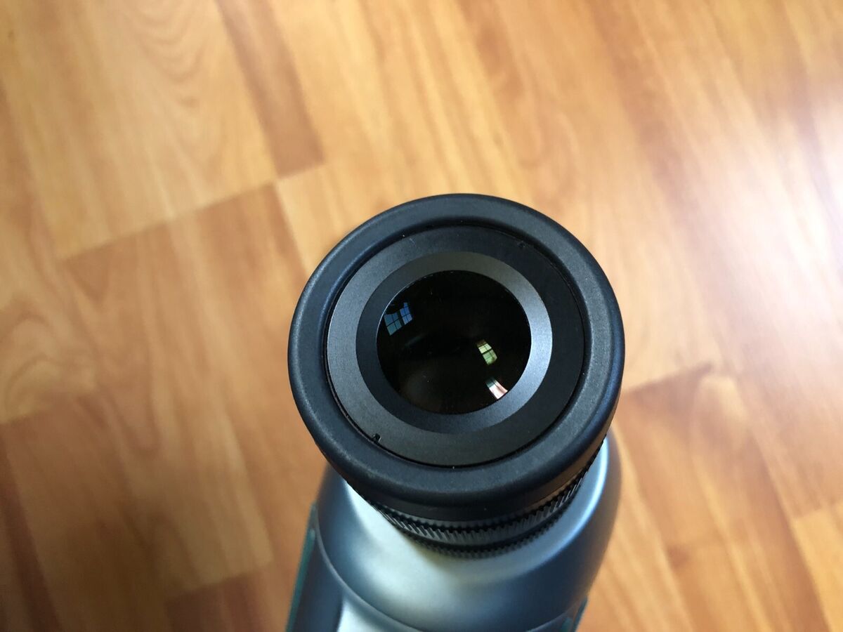 Leica APO Televid 77 Angled Spotting Scope | 20-60x Eyepiece Leica APO Televid 77 Angled Spotting Scope | 20-60x Eyepiece