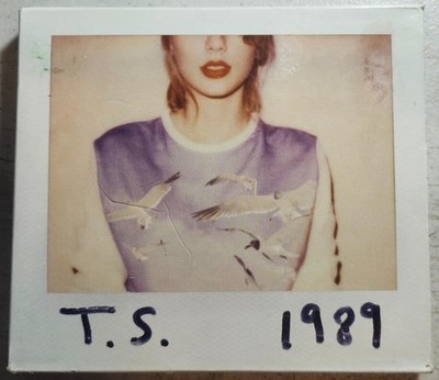 Taylor Swift T.S. 1989 (CD, 2014) w/ Polaroids & Dust Cover TESTED