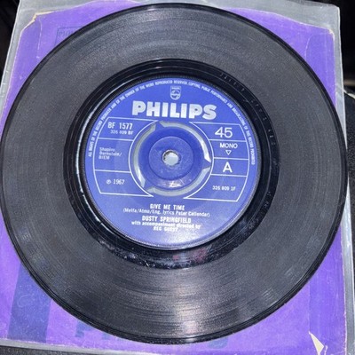 Dusty Springfield - Give Me Time /Theres look of love 7  Vinyl. VG/VG