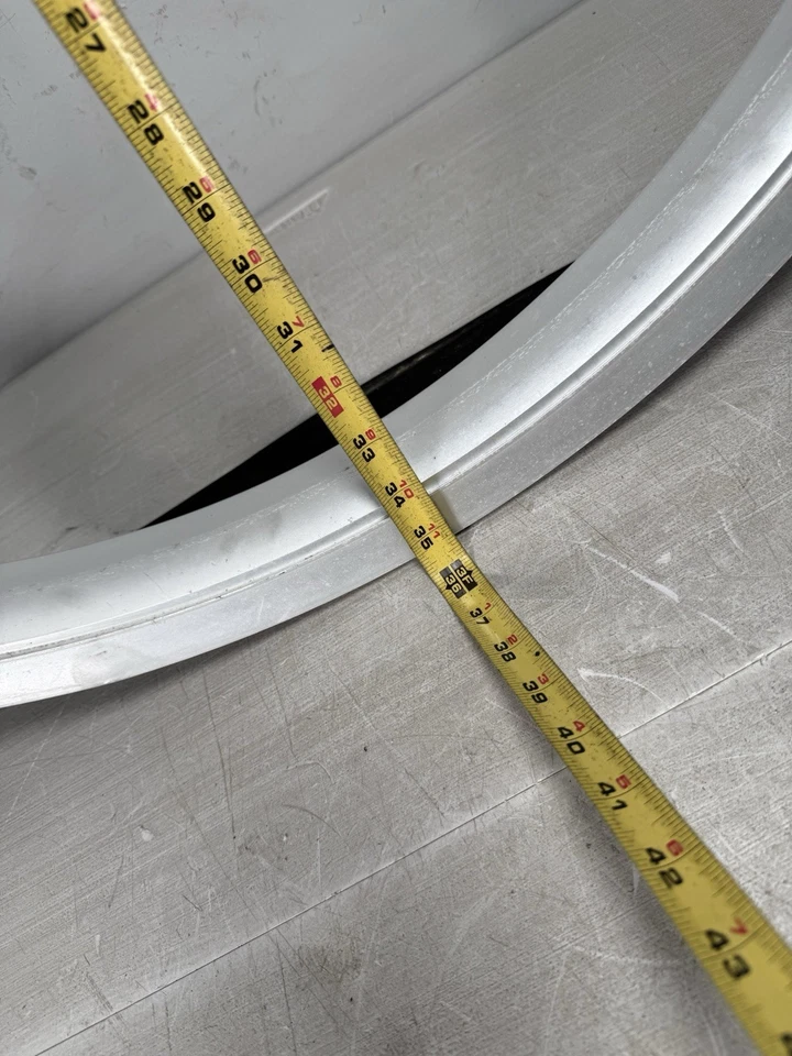 Cubierta del ventilador del radiador del motor Volvo VNL 760 2018-2024 22385444 OEM Foto 2 de 4