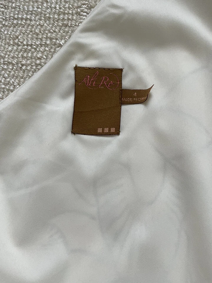 Vestido de fiesta de cóctel acanalado de un hombro floral crema seda ALI RO, talla 4 Foto 3 de 3