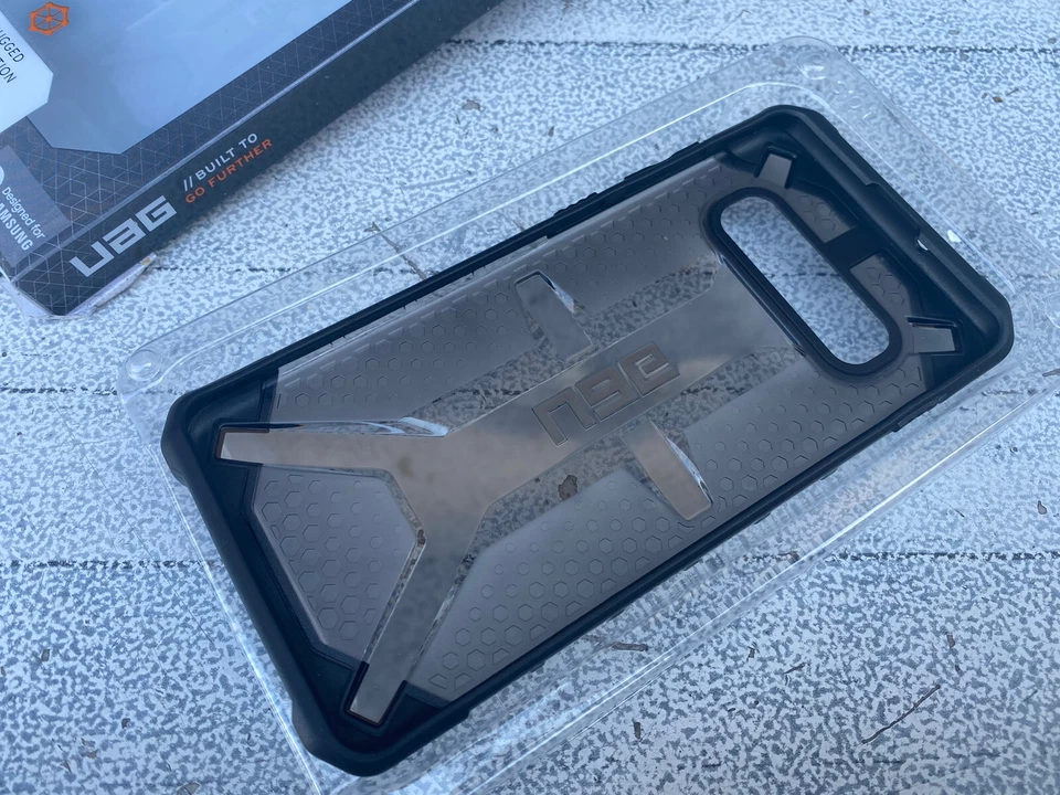 Case UAG Plasma for Samsung Galaxy S10 PLUS - ASH Gray New Open Box Only! - Image 4 of 4