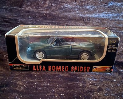 New Ray Alfa Romeo Spider Die Cast Model Car 1:32 Scale City Cruiser Collection 