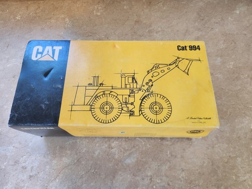 Caterpillar Cat 994 Wheel Loader - NZG 1:50 Scale Diecast Model #366 New - Picture 4 of 10