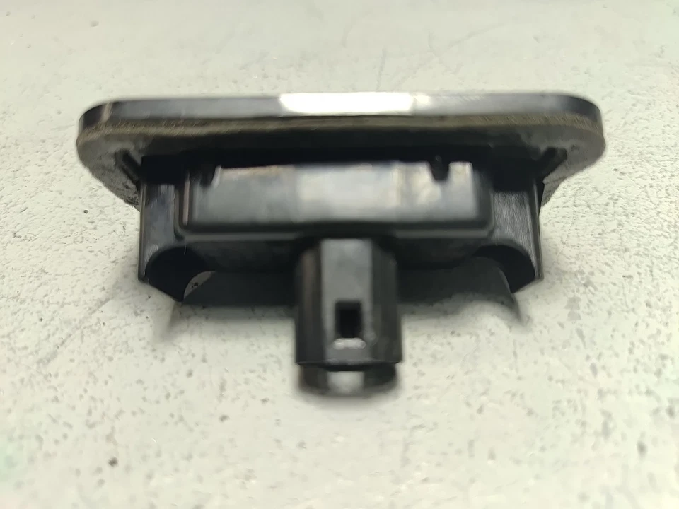 2018-2024 Toyota Camry Rear License Plate Right or Left Light Lamp Assembly OEM - Image 4 of 4