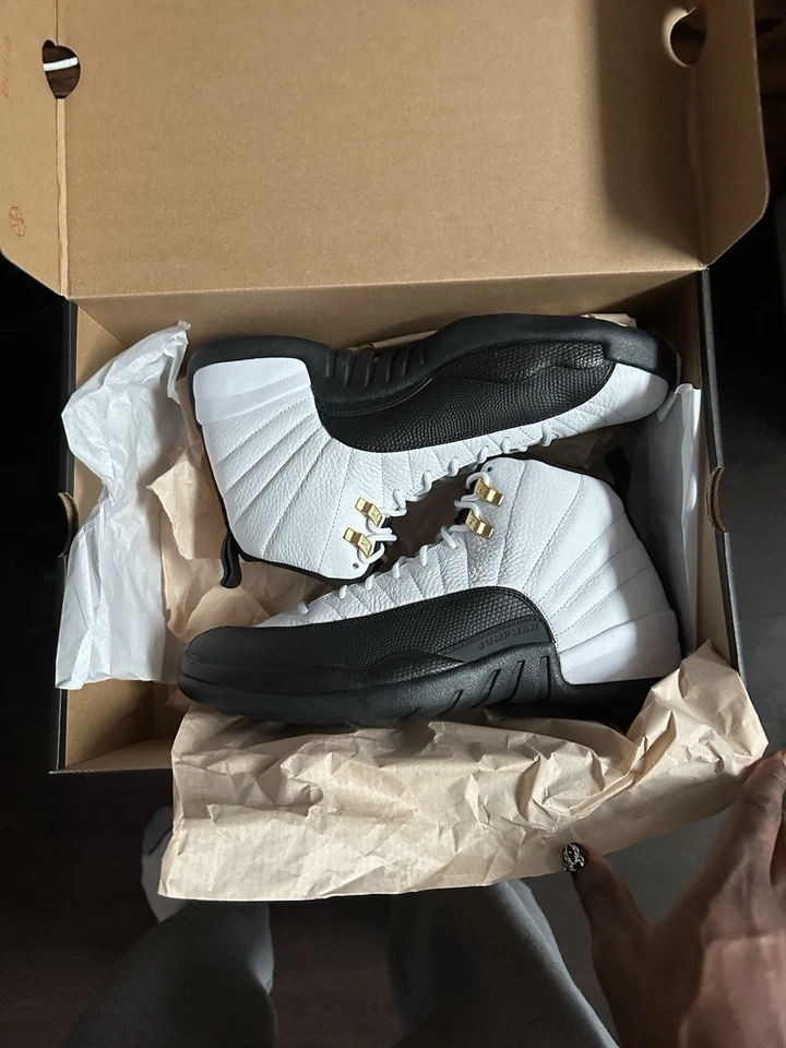 Jordan Retro 12 Taxi DS Talla 12 Foto 2 de 4