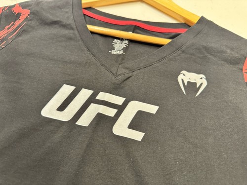 UFC VENOM Authentic FIGHT WEEK 2.0 MARTIAL ARTS MMA V-NECK T-SHIRT WOMENS MEDIUM - Picture 5 of 7