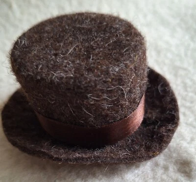 HANDARBEIT HUT, Zylinderform, handgefilzt, f. ca. 25 - 30 cm Bär, *gelibären*