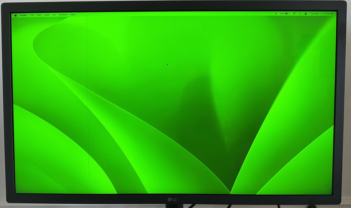 Apple純正UltraFine 4K Display 24㌅Retina LG LG UltraFine 4K