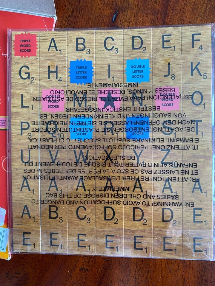 2013 Hasbro Official Scrabble Crossword Game Magnetic Refrigerator Tiles SEALED - Image 4 of 4