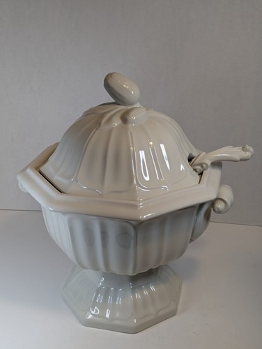 Tureen Red Cliff Ironstone Soup With Lid and Ladle - Picture 15 of 21
