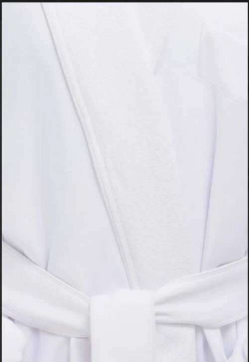 Bata de microfibra blanca Monarch Cypress mediana unisex forrada de felpa Foto 4 de 4