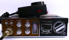 Royce 1-682 CB Radio Transceiver W/ VOL-U-MIKE Microphone