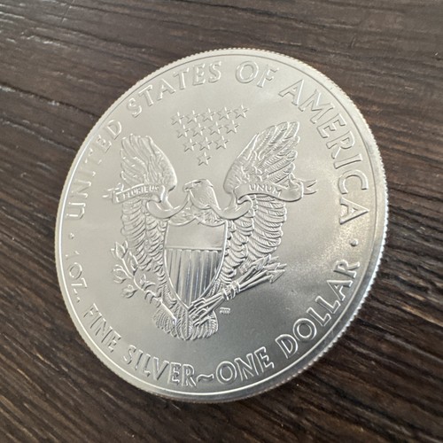 Lot of 3 - 2014 $1 American Silver Eagles - 1 Oz - 99.9% - Lot ASE1002 - Picture 17 of 23