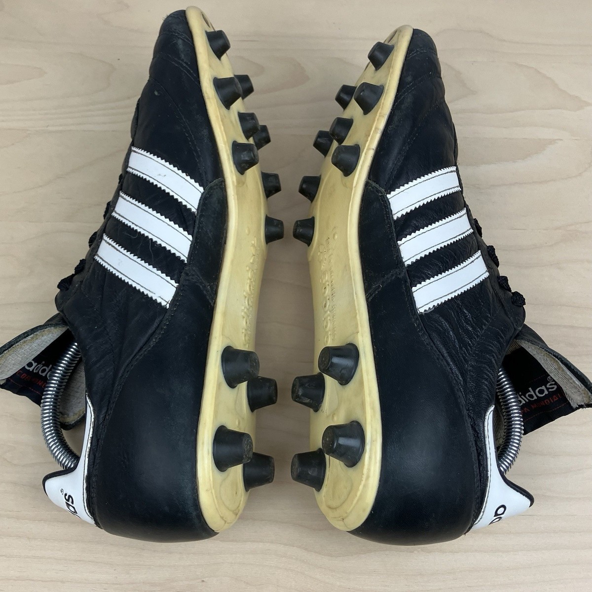 Vintage Adidas Copa Mundial Men