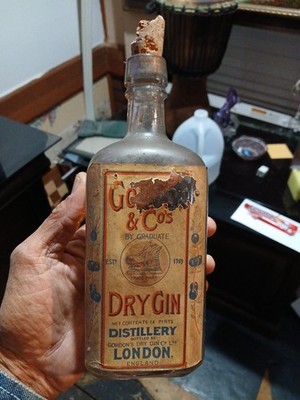 Gordon's Dry Gin Liquor Bottle London England Vintage Antique 1908