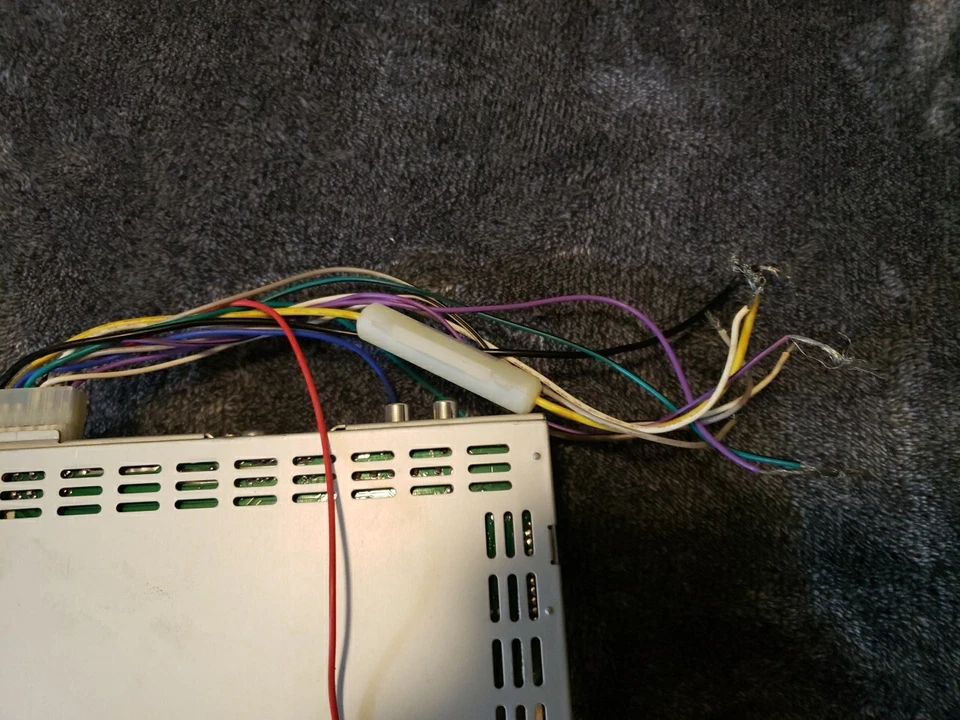 Dual XDM260 Audio Radio AM FM AUX USB MP3 CD Player Stereo Head Unit Receiver - Image 4 of 4