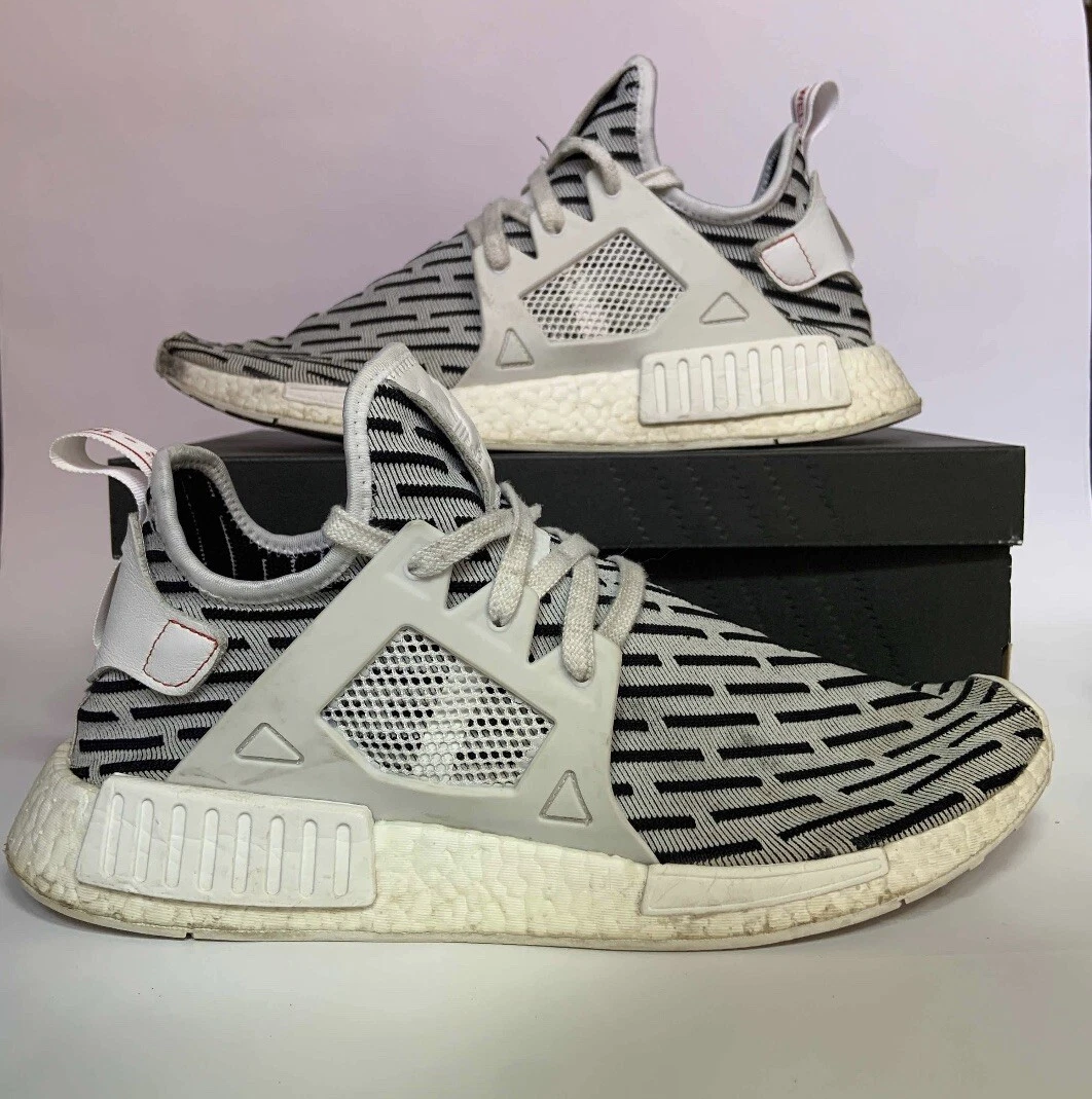 Adidas nmd clearance zebra white top