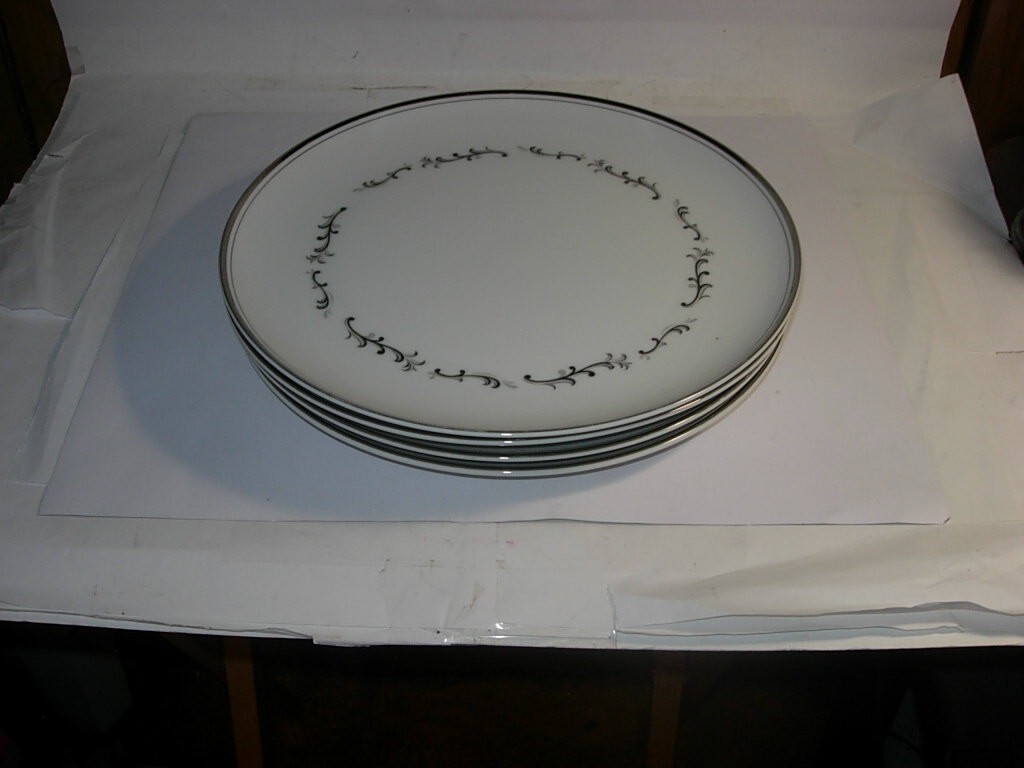 Picture 2 of 3