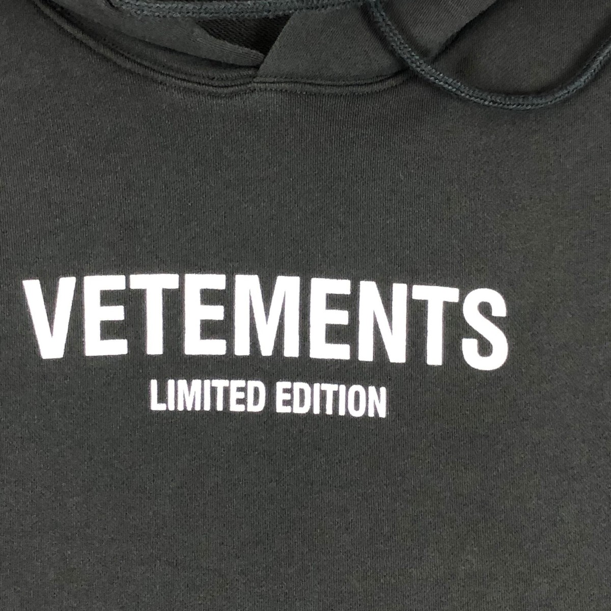 Vetements Limited Edition Oversized Black Hoodie MSS18HK1 Unisex