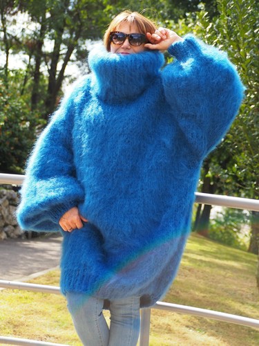 Mohair Sweater Blue Turtelneck 